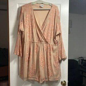 NWOT Arula Lace Romper